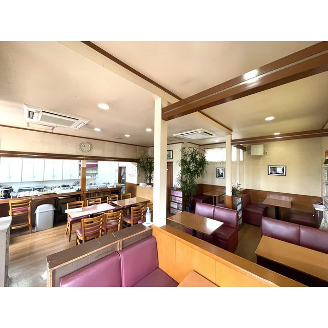 政田151-3店舗の内装|店内