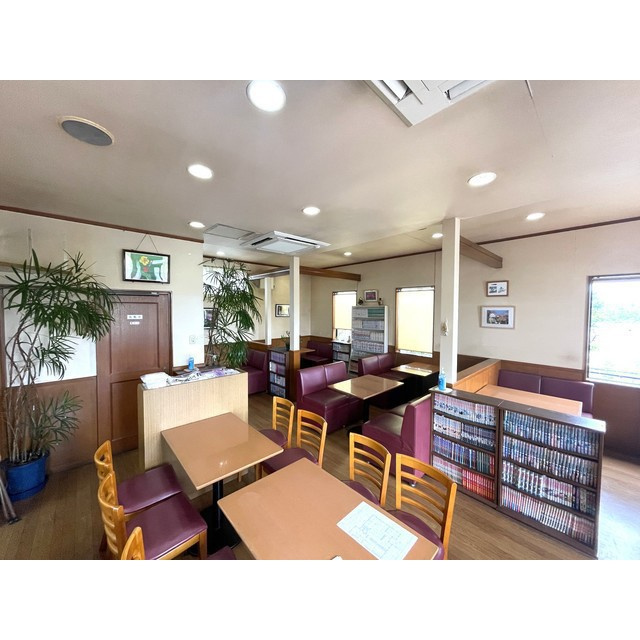 政田151-3店舗の内装|店内