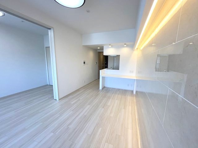 プレジオ八戸ノ里の居間・リビング|(参考)同マンション同間取り他部屋の写真