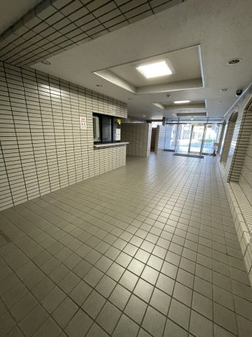アーバンハイム守口のロビー