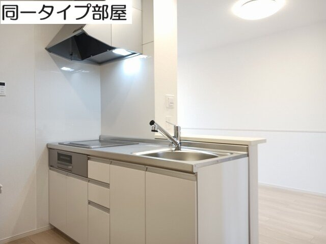ドゥ・スペーシアⅡのキッチン|コンパクトなキッチンで掃除もラクラク