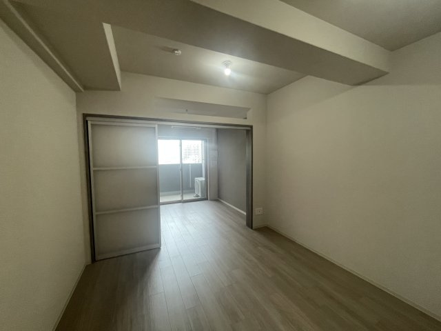 リビオメゾン新大阪の洋室