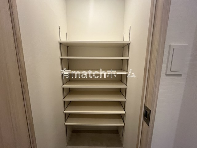 スプランディッド新大阪VIIIの収納