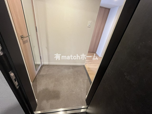 スプランディッド本町グランの玄関