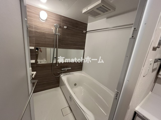 スプランディッド本町グランの浴室