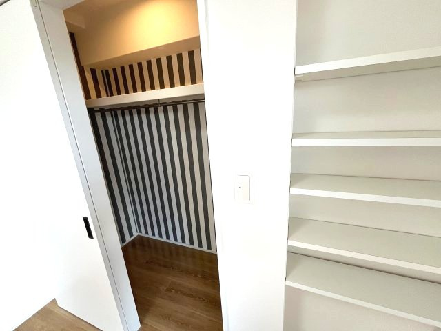 one o one内代の収納