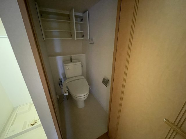 クロスレジデンス大阪新町のトイレ