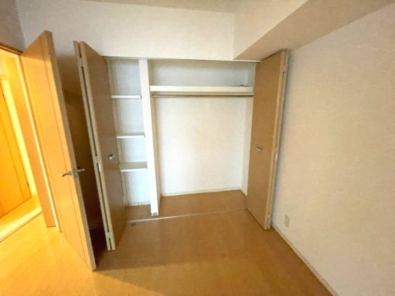 クロスレジデンス大阪新町の収納