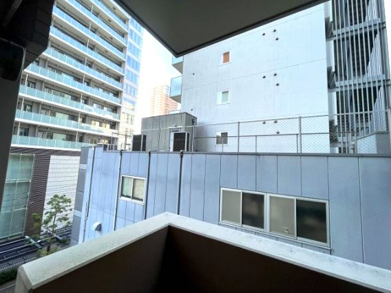クロスレジデンス大阪新町の展望