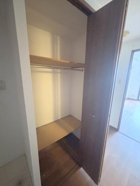大阪市港区磯路２丁目の賃貸マンションの収納