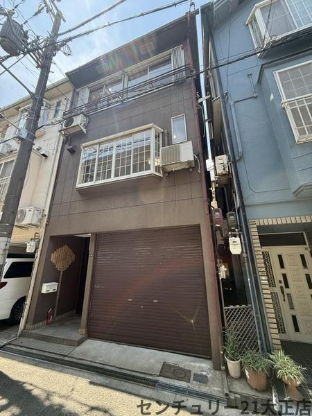 鶴町1丁目貸家の外観