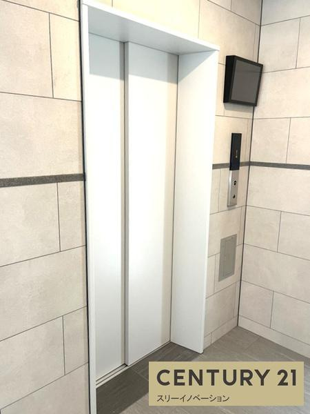 エグゼ大阪CITYアインツのエントランス|エレベーター付き！