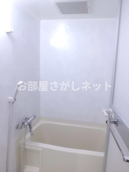 ティアラ三軒茶屋【おとり物件なし】の浴室