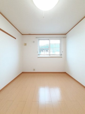 富山市婦中町下轡田のアパートのその他