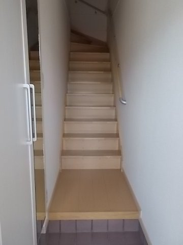 ラフレシール　Ｂの玄関