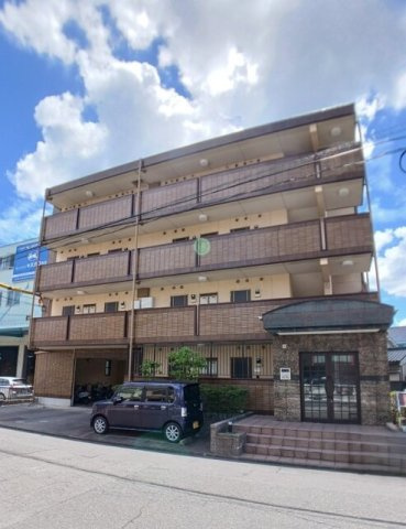 プラシード幸の外観