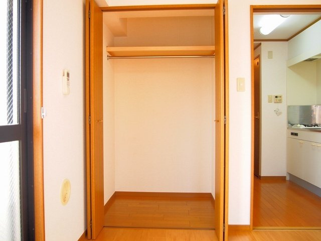 プラシード幸の収納