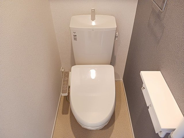 カーサ　元吉田のトイレ