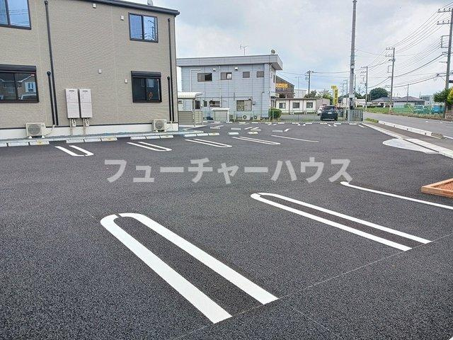 フランメゾンＢの駐車場