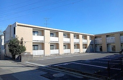 レオパレスラウルスの外観