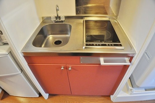 レオパレスコート　アベⅡのキッチン|料理好きに嬉しい２口コンロ