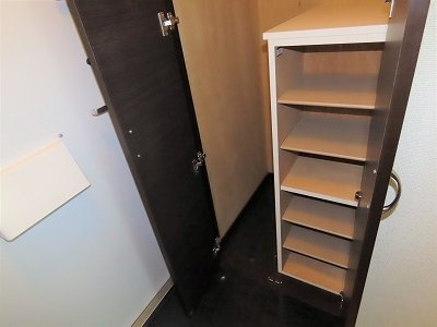 レオネクストオレンジヒルズの玄関|設備・仕様は号室により異なる為、現状を優先いたします。