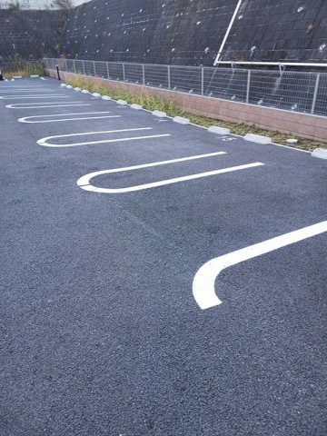 イセミネット市原の駐車場