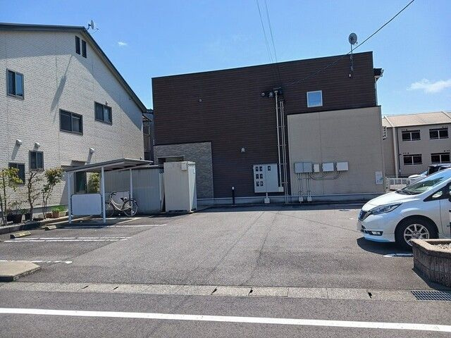 ラフレシ－ルの駐車場