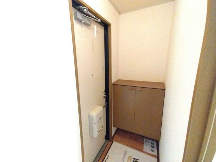 ルミエールはら　Ａの玄関