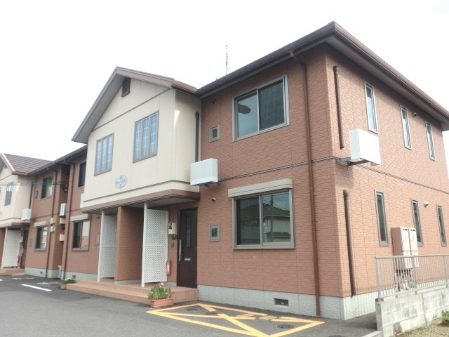 ロイヤルヒルズ　B棟