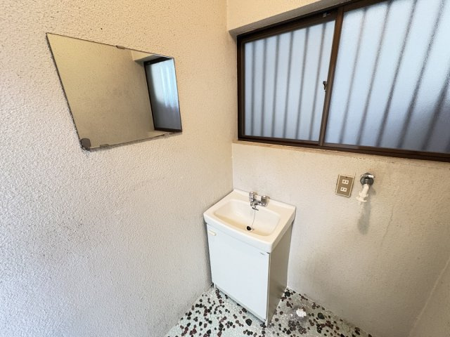 撫川戸建の洗面所