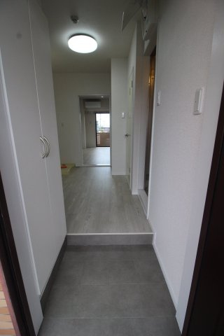パストラル Kの玄関