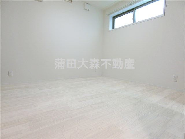 メルヴェーユ久が原の洋室