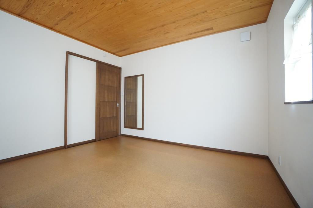 中庄平屋の寝室