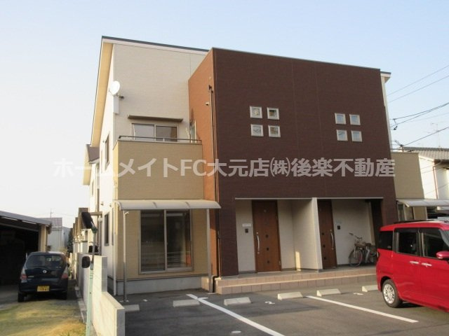 岡山市南区福富中２丁目のテラス