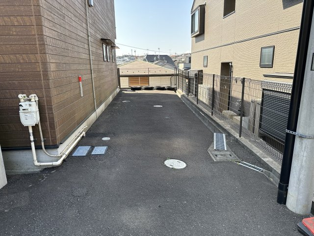 川崎市多摩区生田６丁目のアパートの駐車場