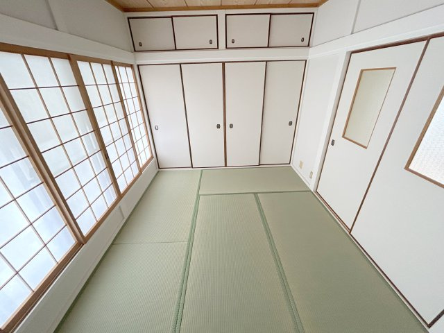 生駒市北新町4DK戸建の和室