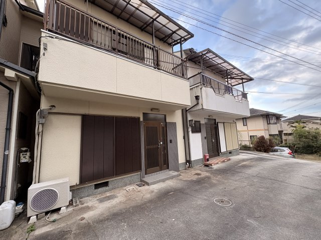 生駒市北新町4DK戸建の外観