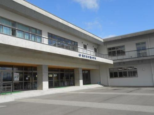 ラ．クレール　メゾン白崎の周辺|中藤小学校まで700m