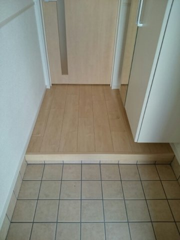 スピアージャ　アン　フィーメＢの玄関
