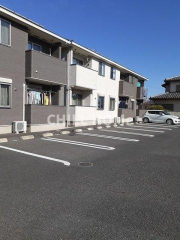 ナリッシュⅡの駐車場|当社、チルホームのHPもご覧ください(^^)/物件情報多数♪