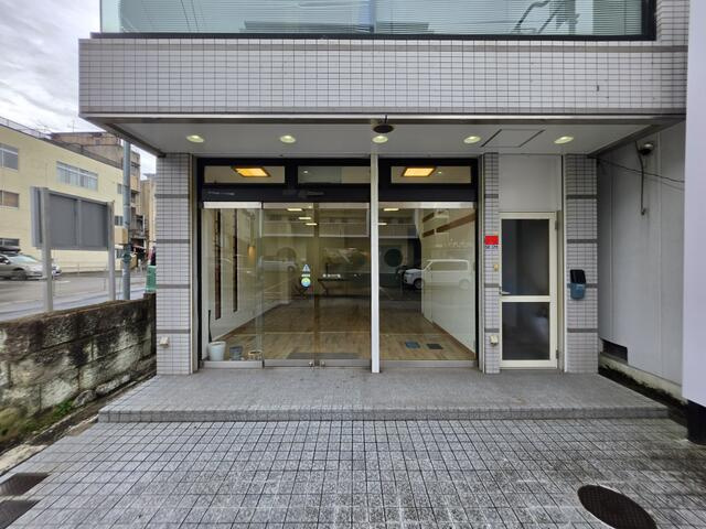 寺河戸町店舗・事務所の外観