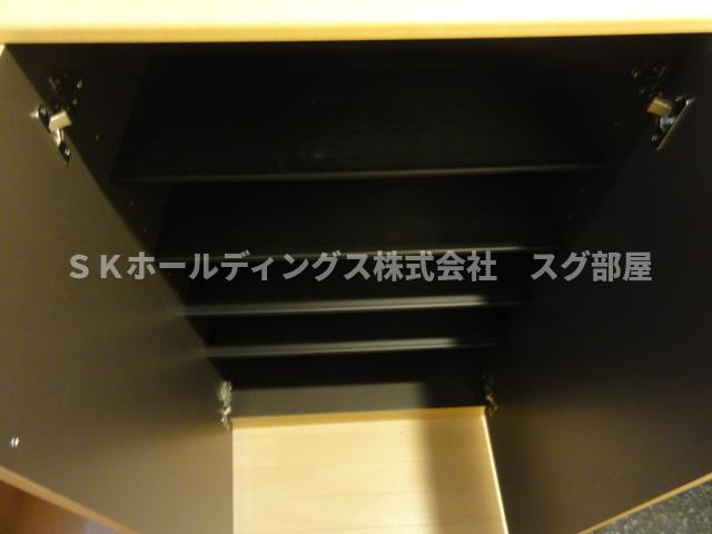 フィオーレのその他|シューズボックス下
