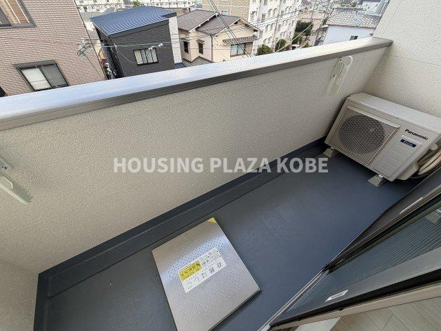 リアン名谷町のバルコニー