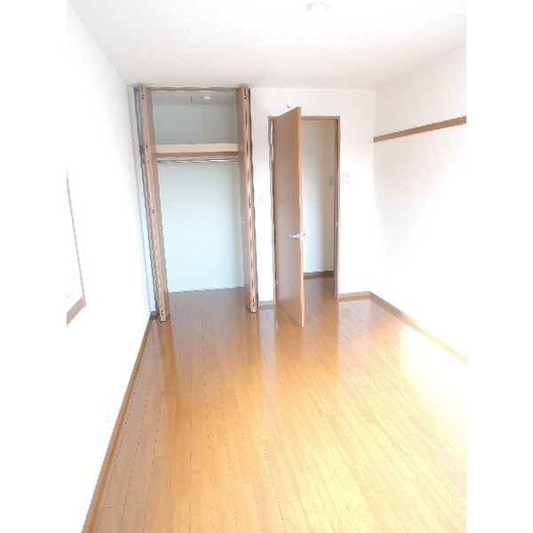 湘南(新)パラシオンの寝室|落ち着いて過ごせるお部屋です♪