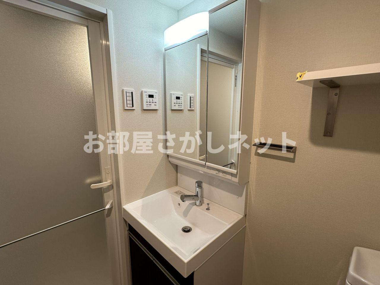 コンシェリア駒込 ＨＩＬＬＴＯＰ ＳＱＵＡＲＥの洗面所|同タイプ別住戸写真となります。現況と異なる場合がございます。