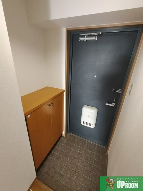 ベルマローネ千竹壱番館の玄関