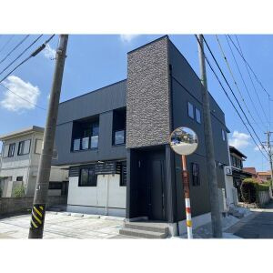 ベリアスSJのエントランス