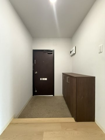 ライオンズマンション円山の玄関