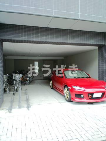 リヴシティ横濱弘明寺の駐車場